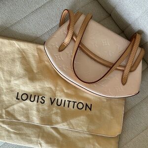 Louis Vuitton Biscayne Bay Bag